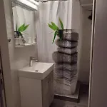 Olena House Apartman