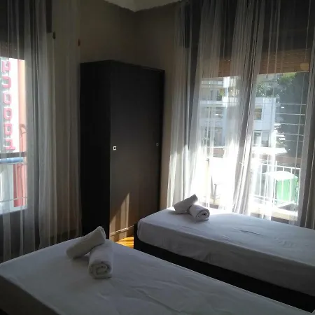 Olena House Apartment *